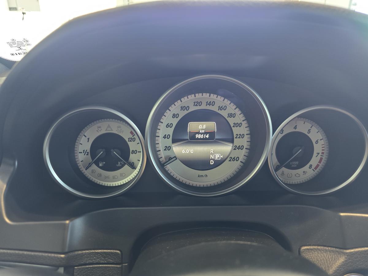 2017 Mercedes-Benz E 400 - Image 15