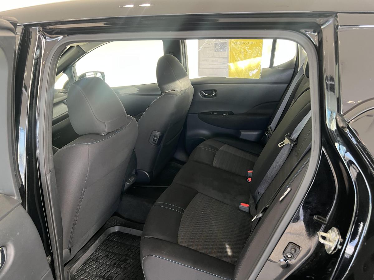 2020 Nissan LEAF - Image 10