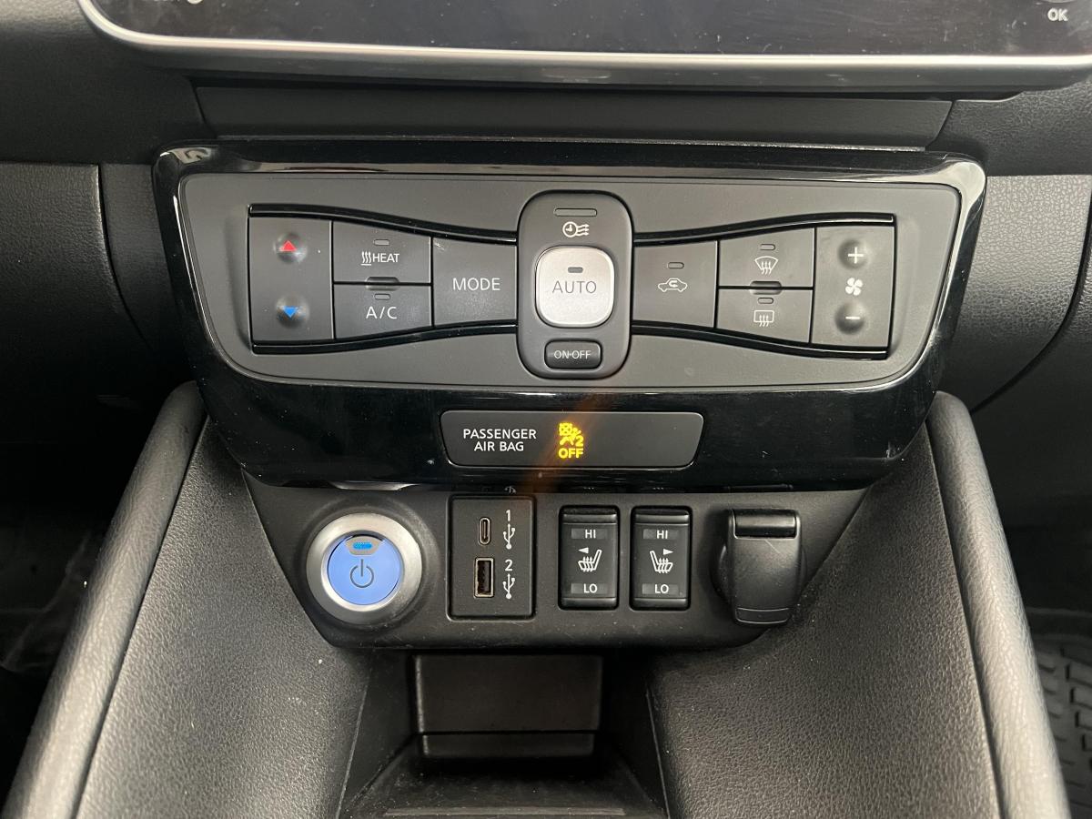 2020 Nissan LEAF - Image 17