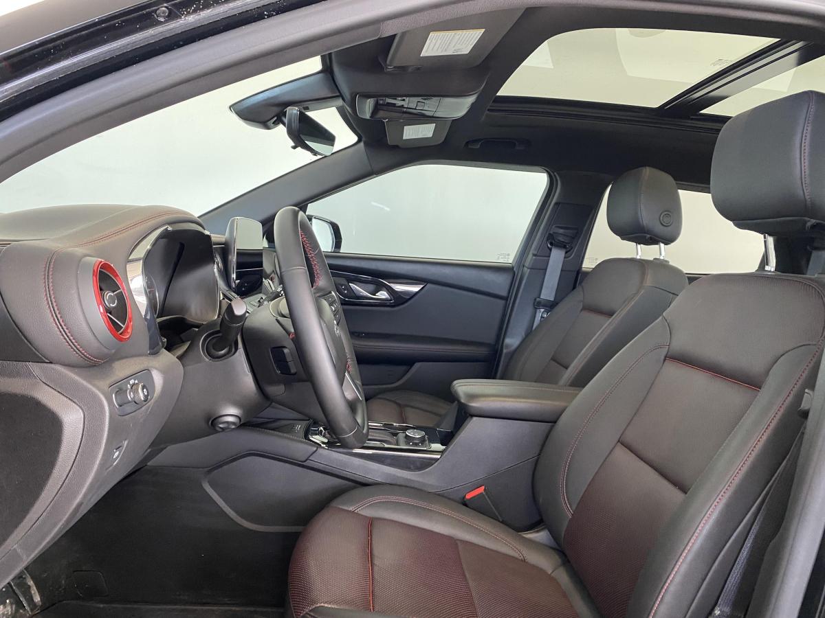 2025 Chevrolet Blazer - Image 10