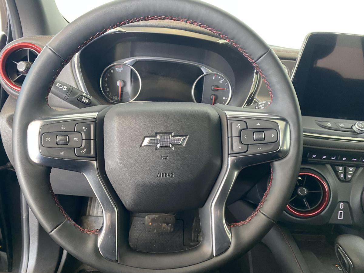 2025 Chevrolet Blazer - Image 14