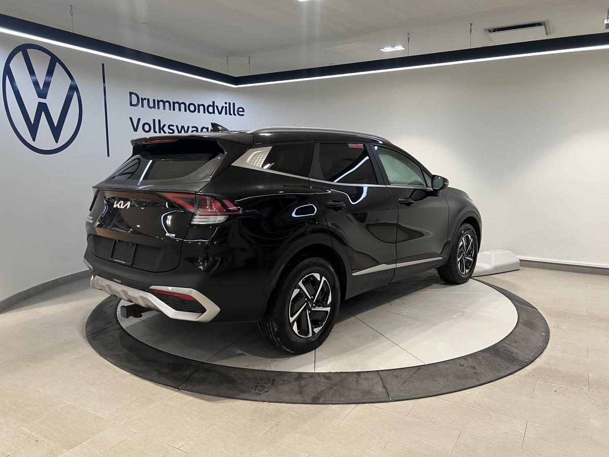 2023 Kia Sportage - Image 5