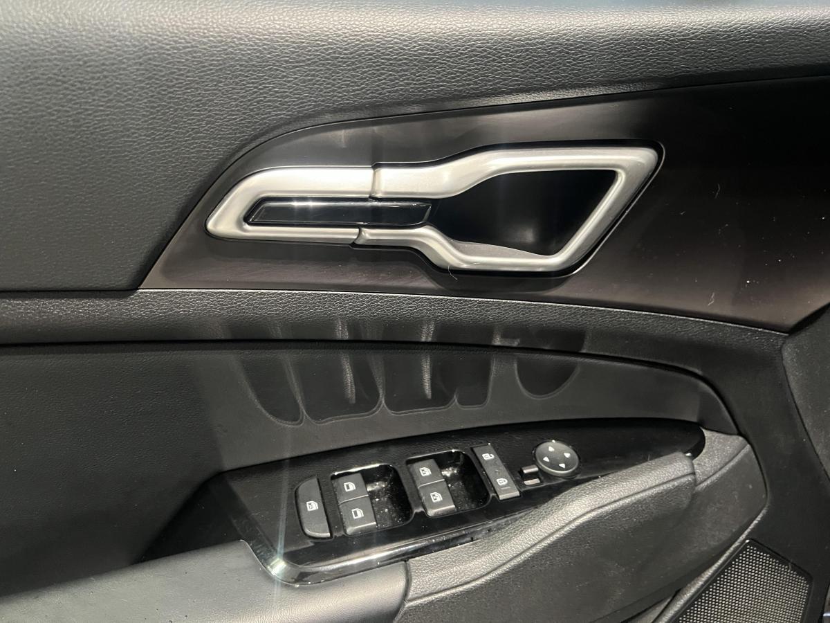 2023 Kia Sportage - Image 11