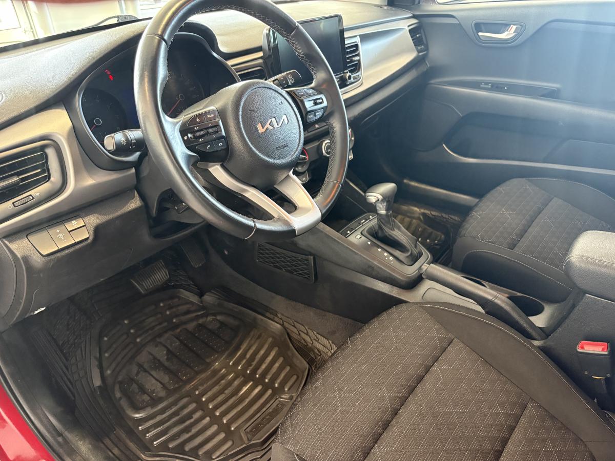 2023 Kia Rio5 - Image 9