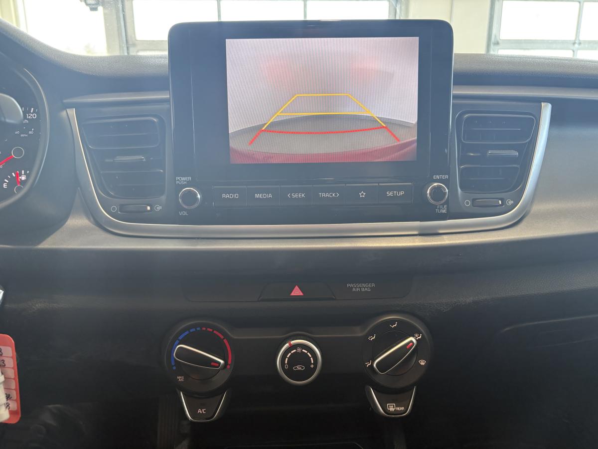 2023 Kia Rio5 - Image 18