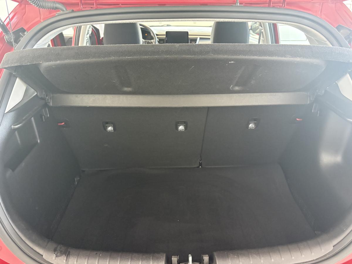 2023 Kia Rio5 - Image 21