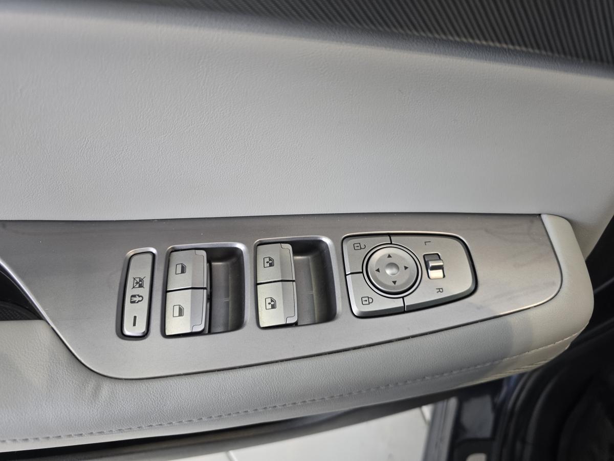 2023 Hyundai Palisade - Image 15