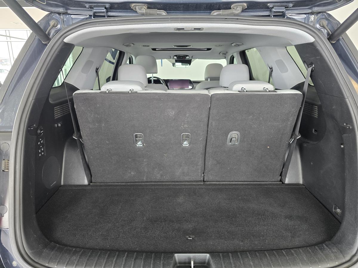 2023 Hyundai Palisade - Image 21