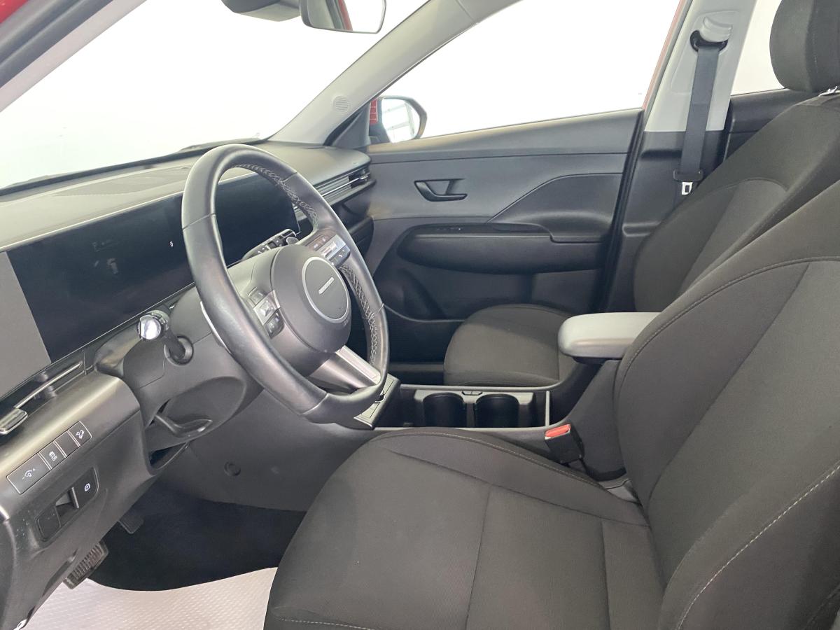 2025 Hyundai Kona - Image 9