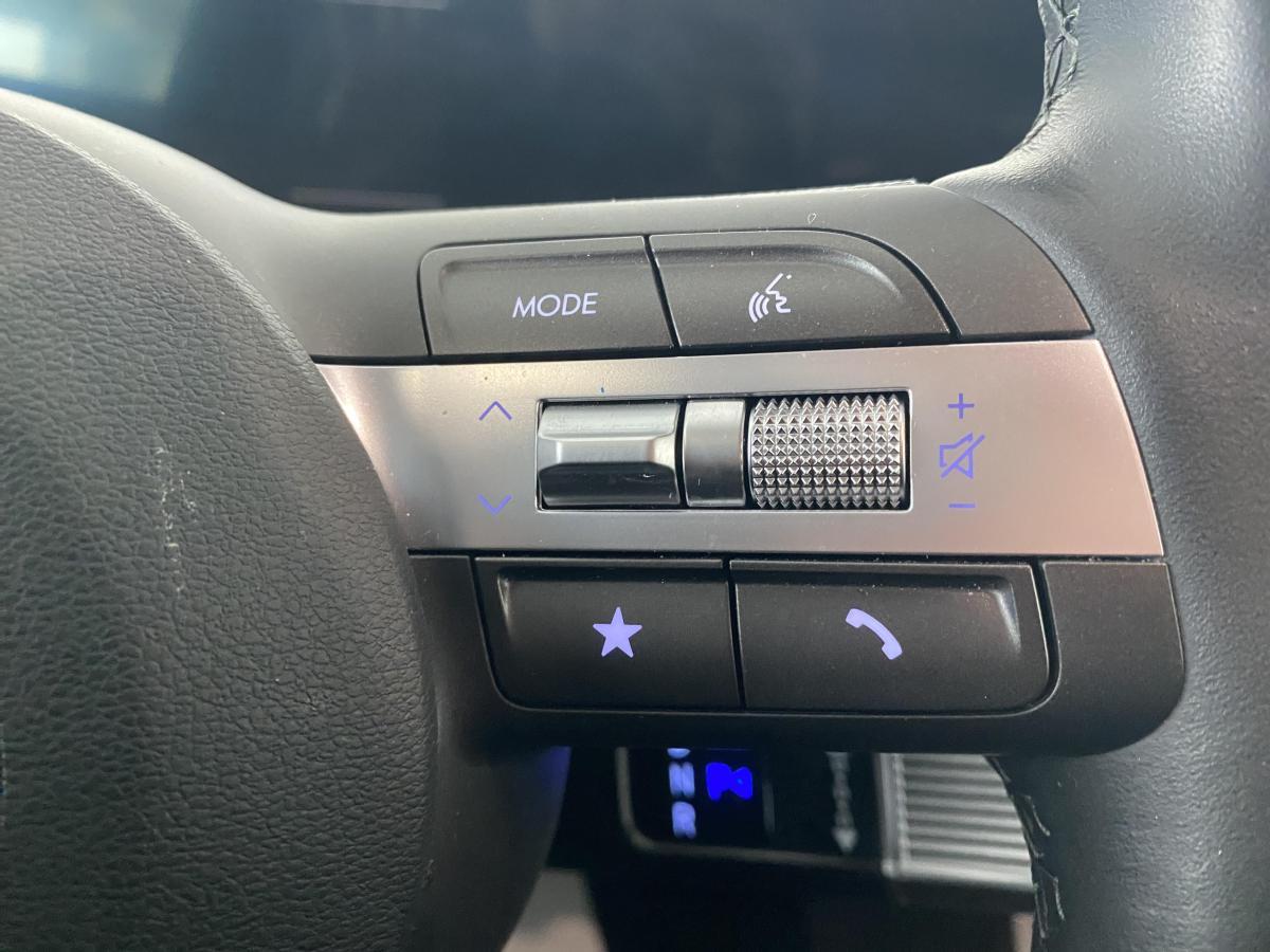 2025 Hyundai Kona - Image 15