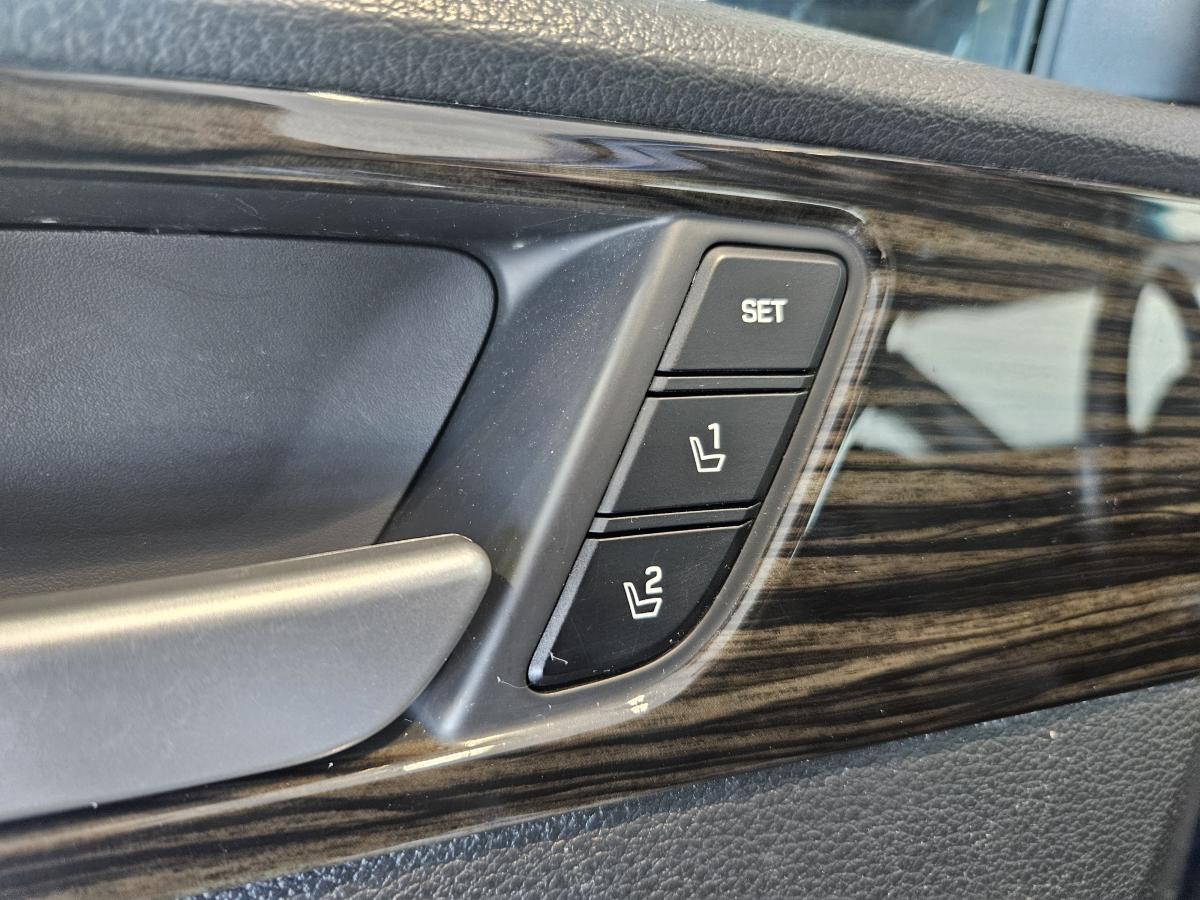 2016 Hyundai Sonata - Image 14