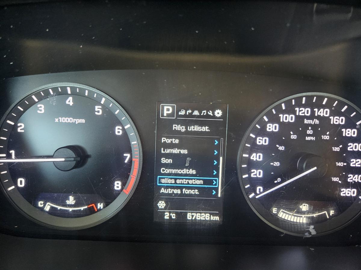 2016 Hyundai Sonata - Image 17