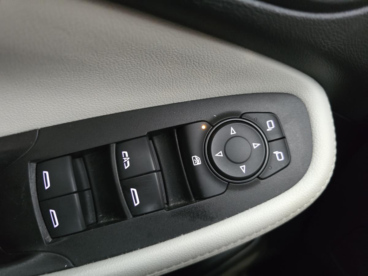 2020 Buick Encore GX - Image 15