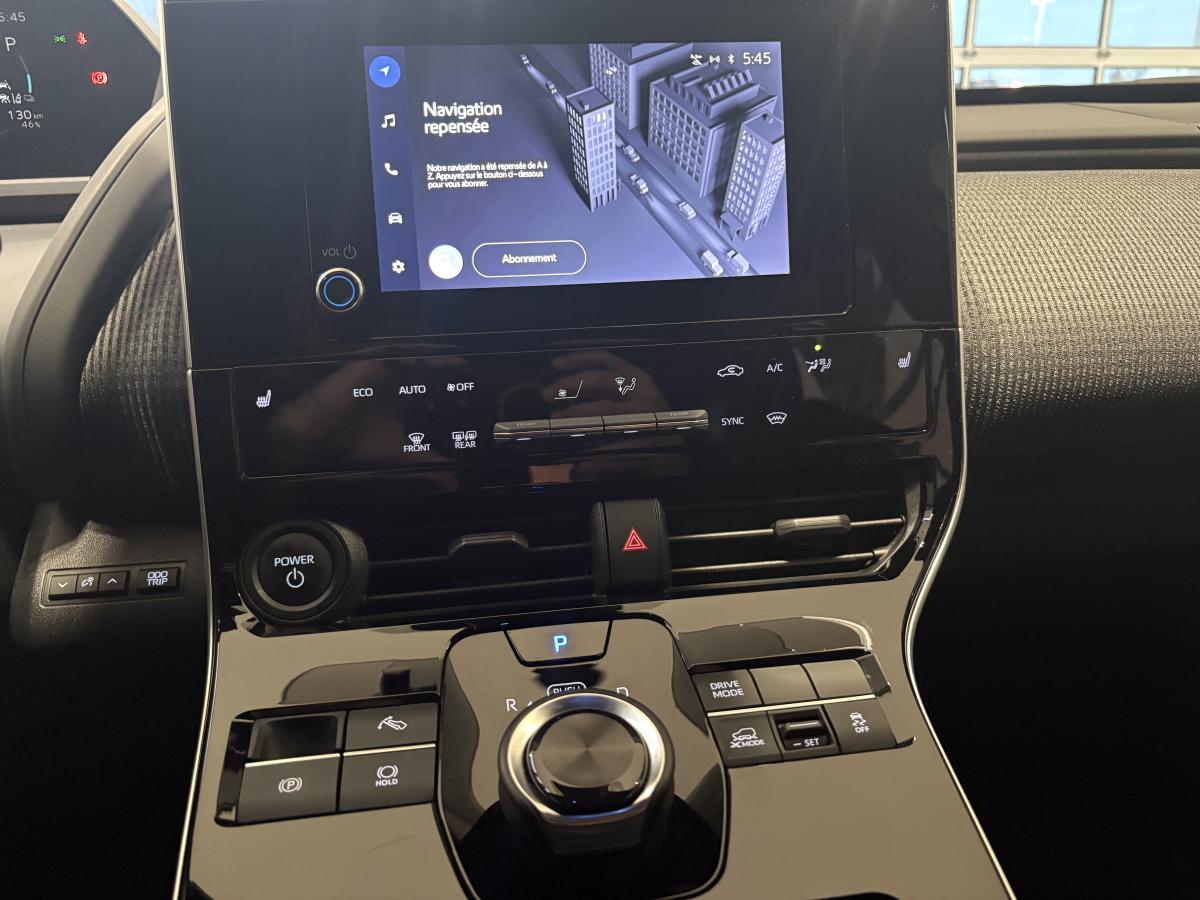 2023 Subaru Solterra - Image 16