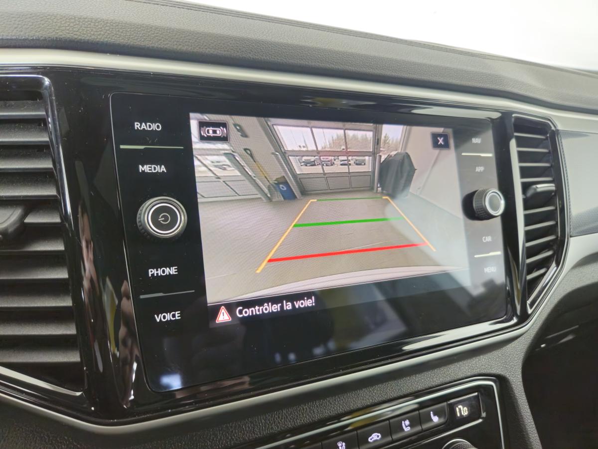 2023 Volkswagen Atlas Cross Sport - Image 20