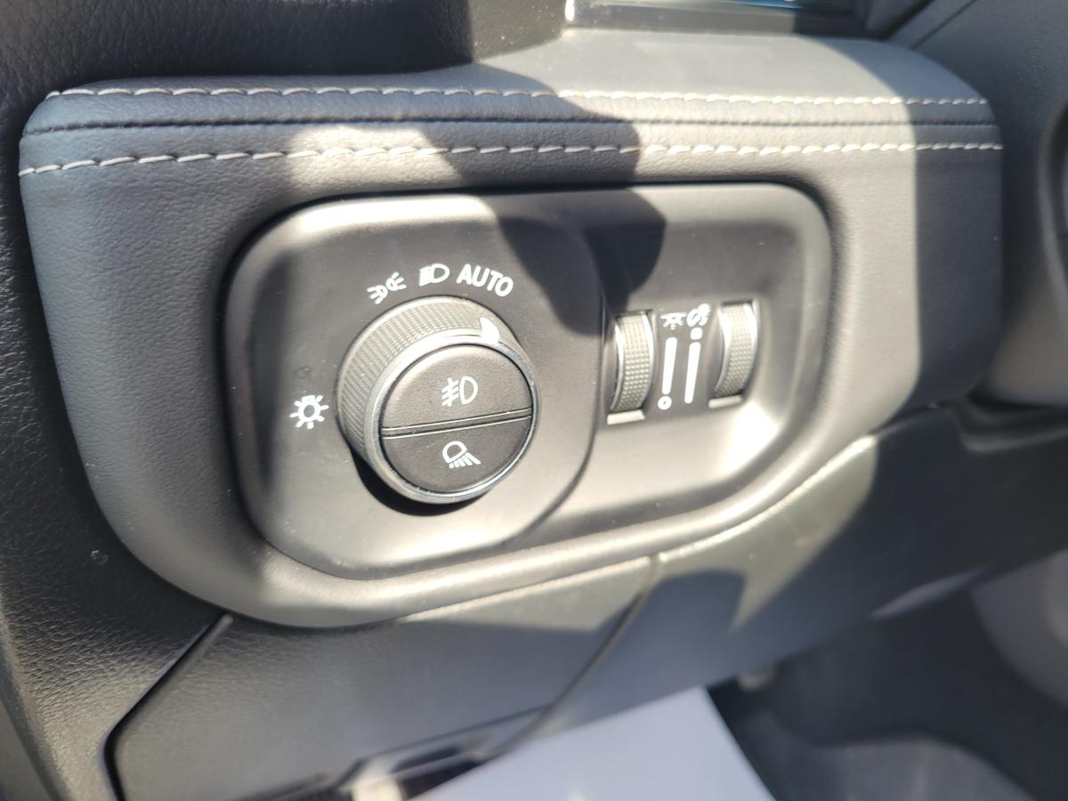 2022 RAM 2500 - Image 13