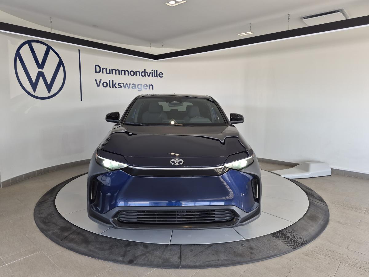 2023 Toyota bZ4X - Image 2