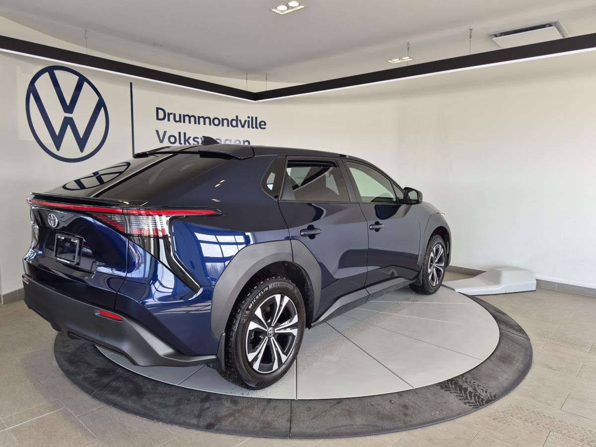 2023 Toyota bZ4X - Image 5