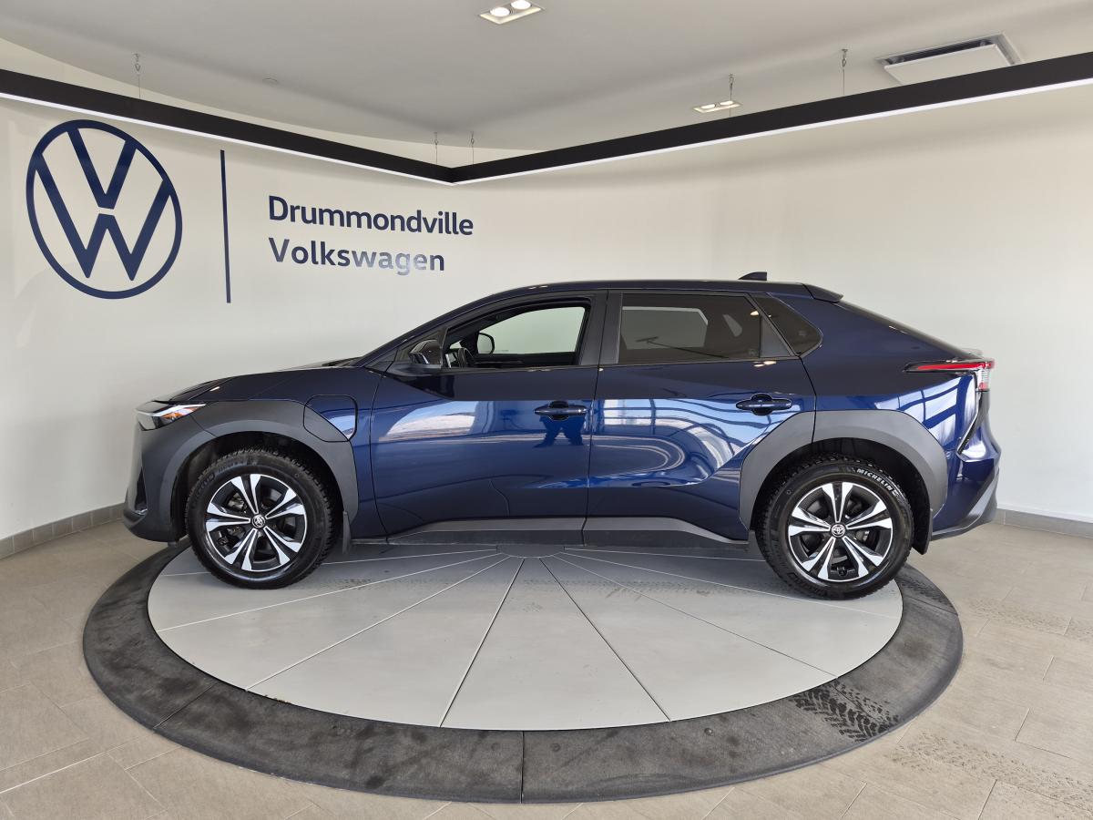 2023 Toyota bZ4X - Image 8