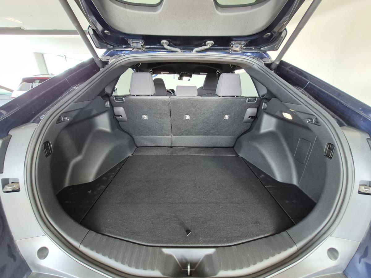 2023 Toyota bZ4X - Image 9