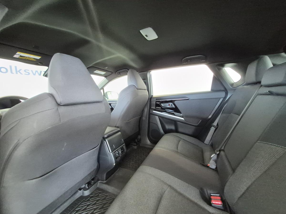 2023 Toyota bZ4X - Image 11