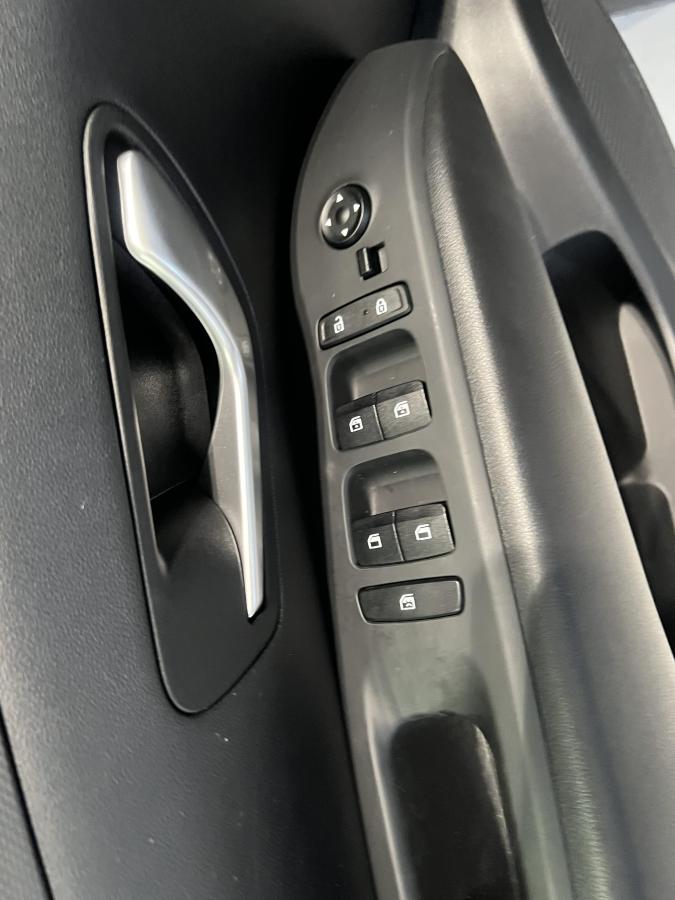 2022 Hyundai Tucson - Image 13