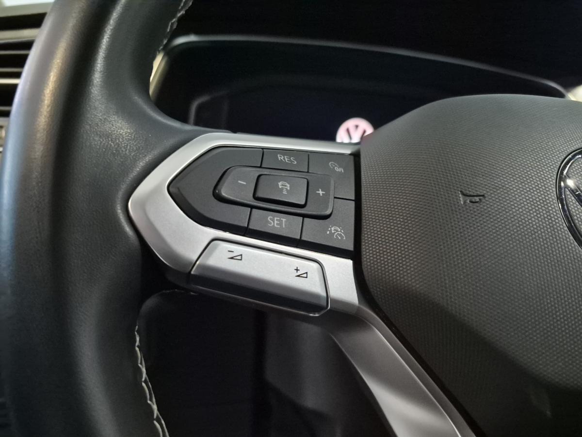 2023 Volkswagen Tiguan - Image 15