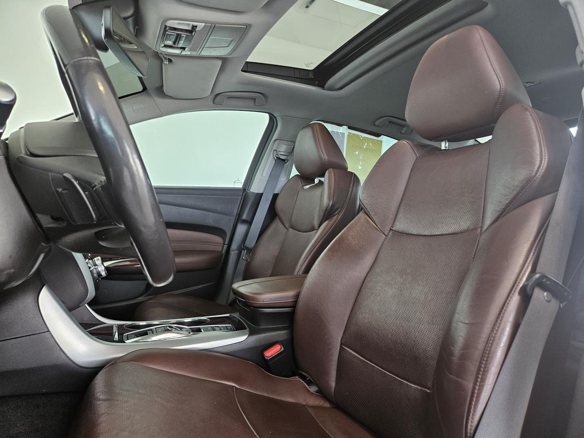 2017 Acura TLX - Image 10