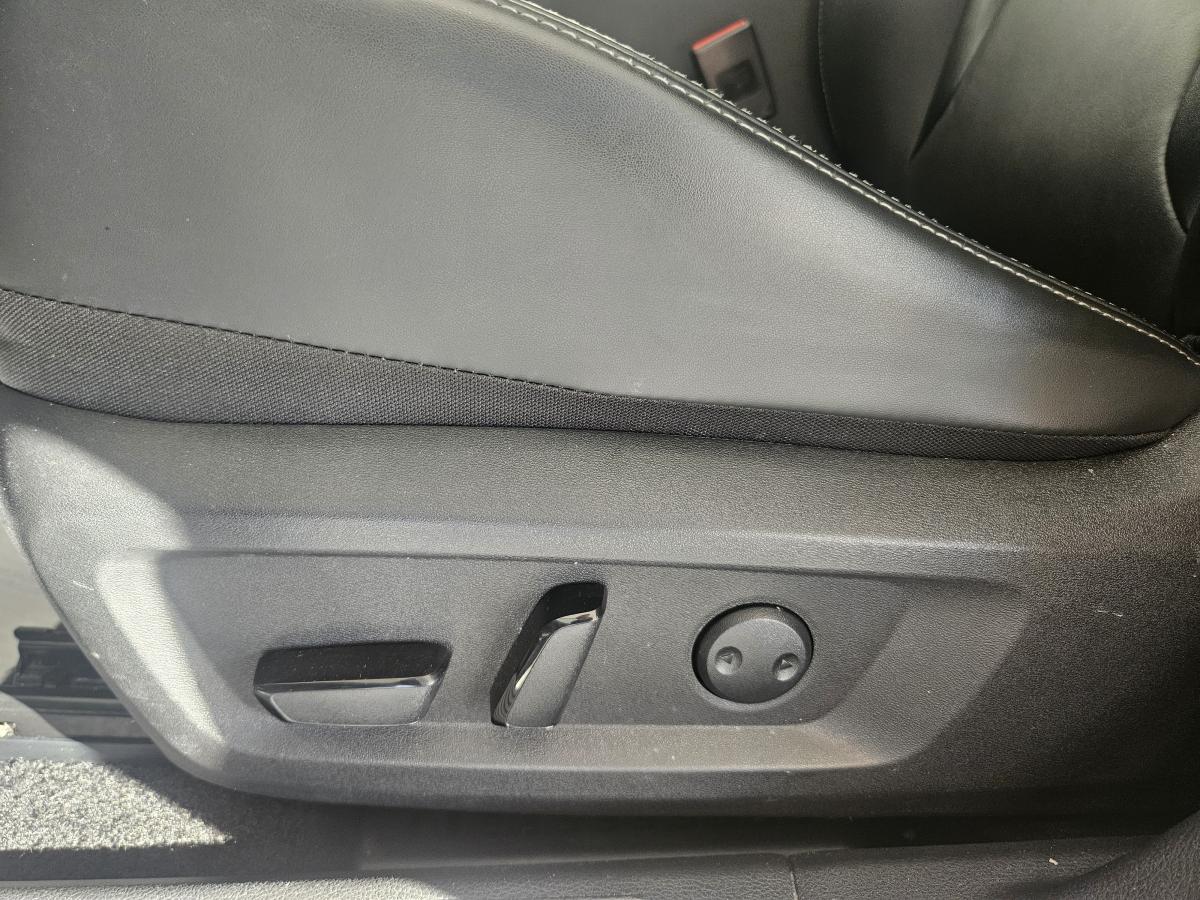 2023 Nissan Rogue - Image 14