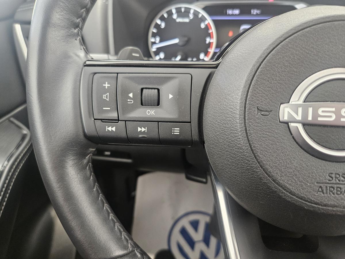 2023 Nissan Rogue - Image 16