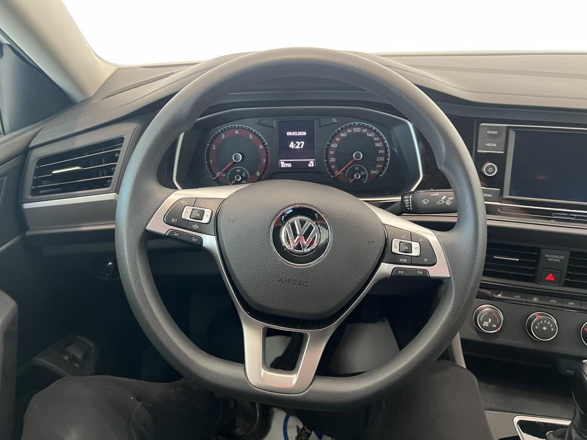 2021 Volkswagen Jetta - Image 13