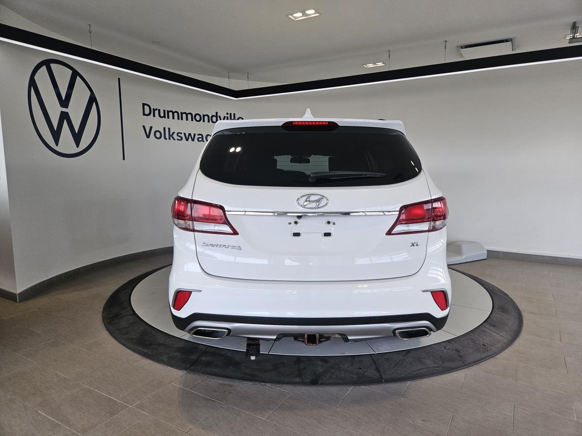 2017 Hyundai Santa Fe XL - Image 7