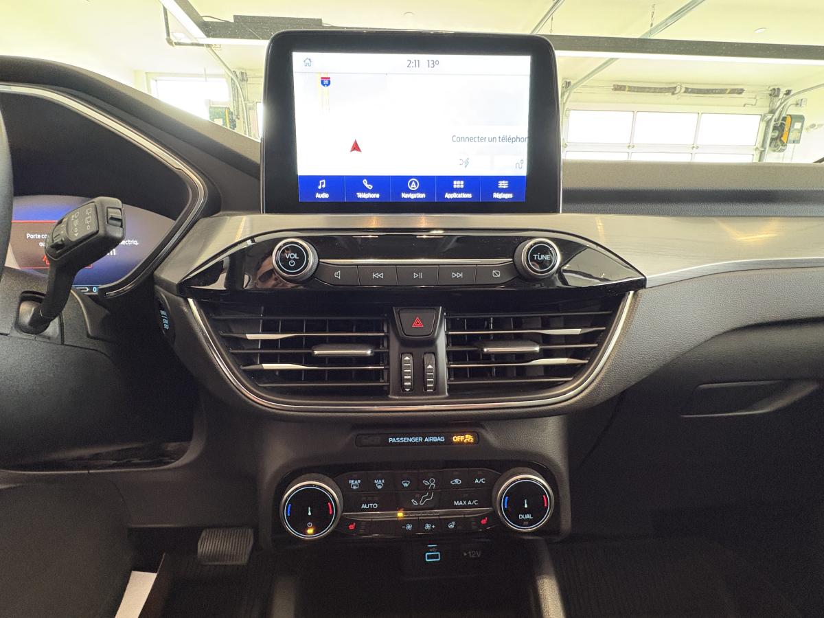 2022 Ford Escape - Image 13