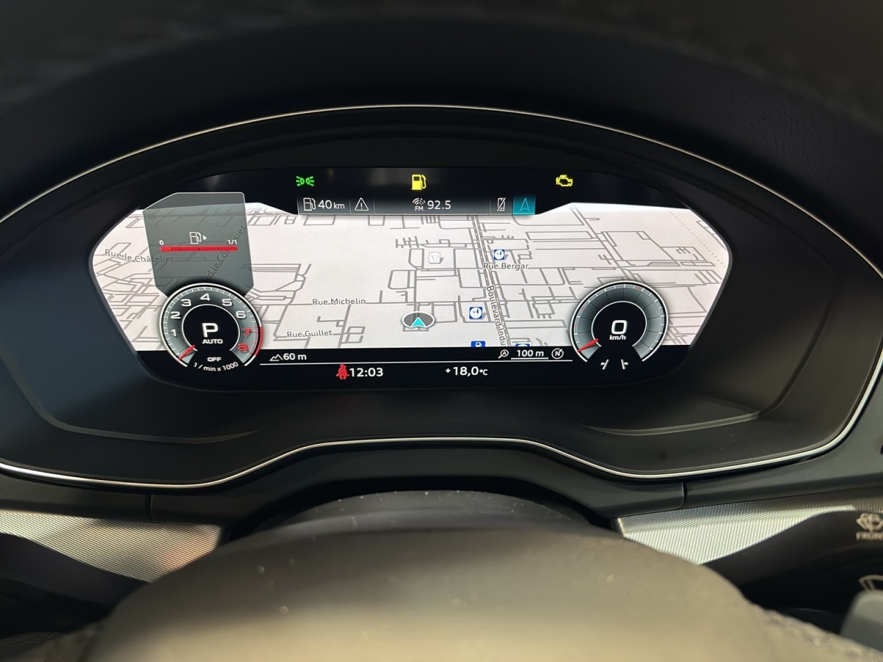 2025 Audi Q5 - Image 14