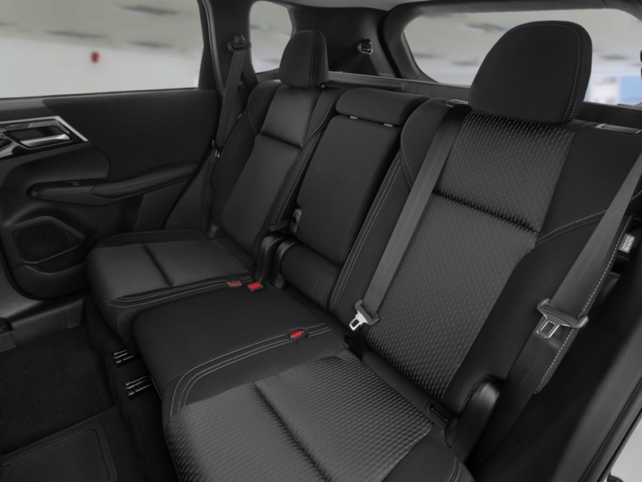 2026 MITSUBISHI OUTLANDER PHEV ES S-AWC - Image 8