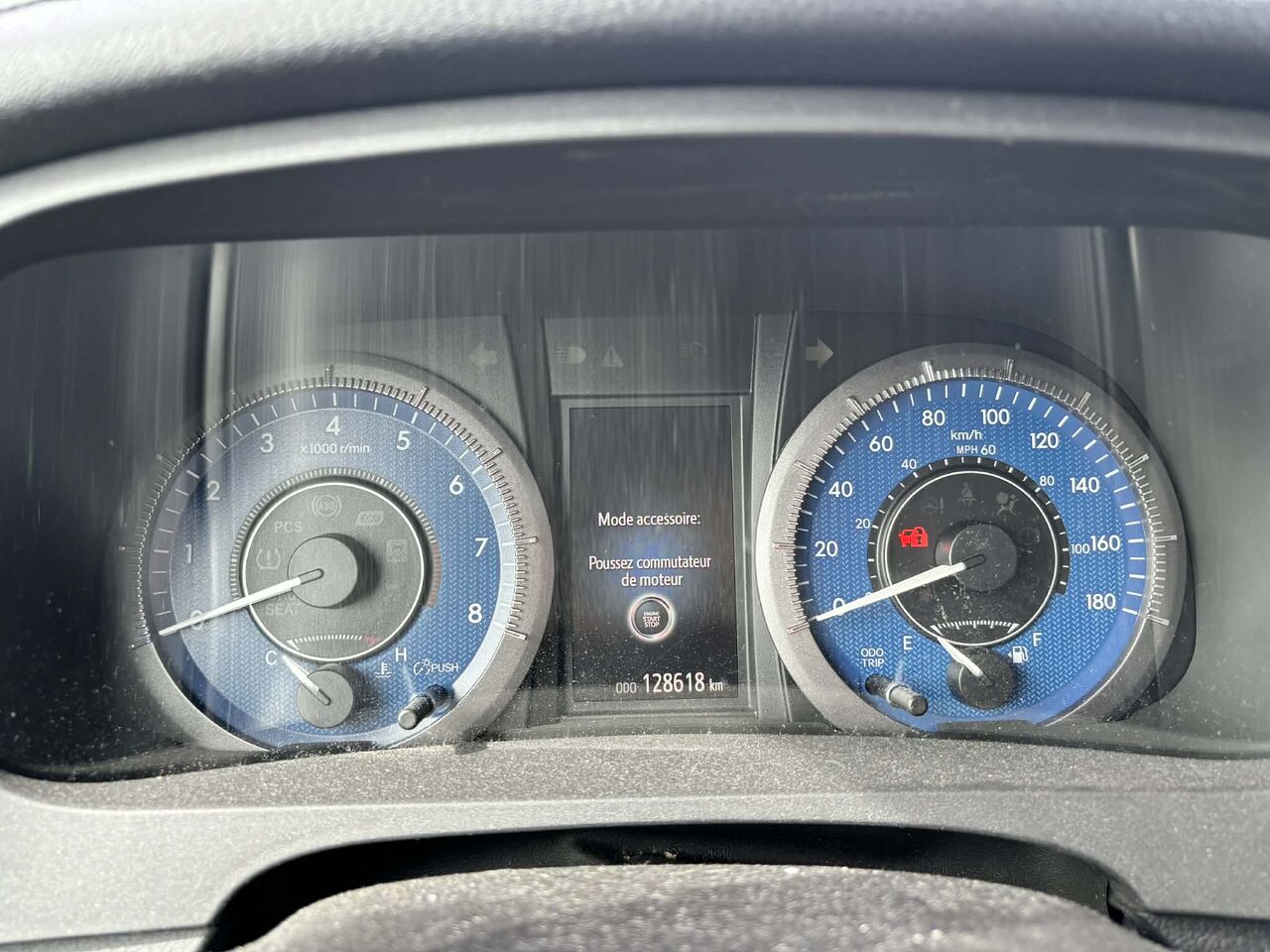 2018 Toyota Sienna - Image 2