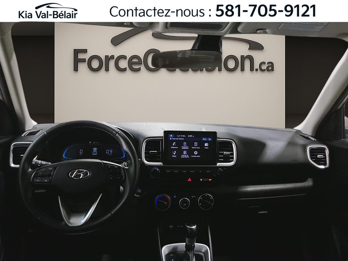 2025 Hyundai Venue - Image 4