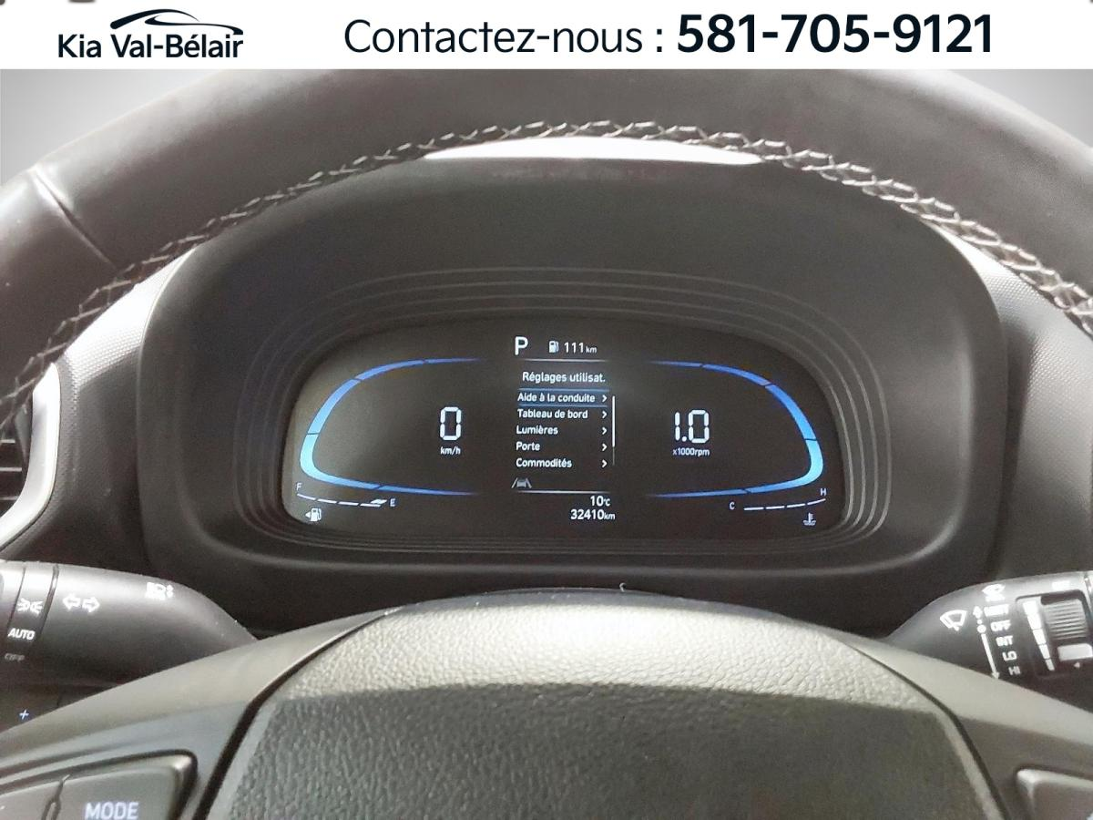 2025 Hyundai Venue - Image 14