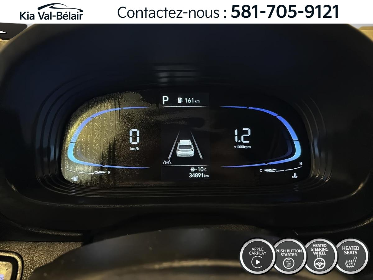 2025 Hyundai Venue - Image 16