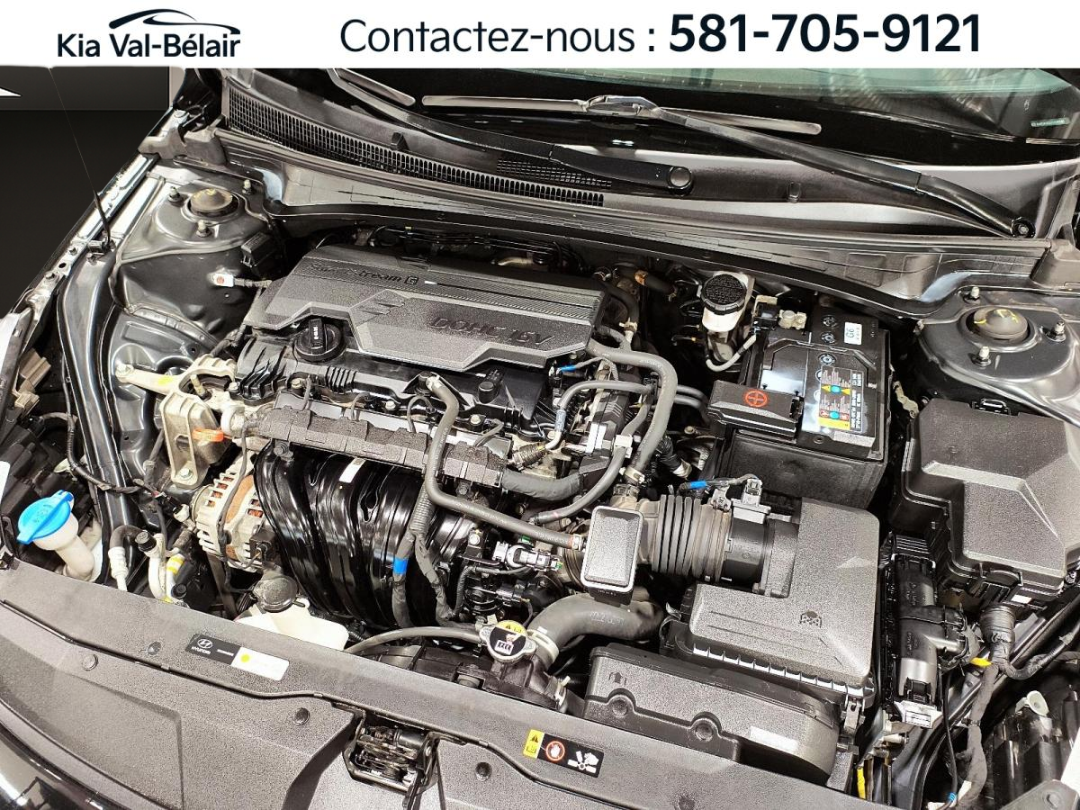 2023 Hyundai Elantra - Image 3