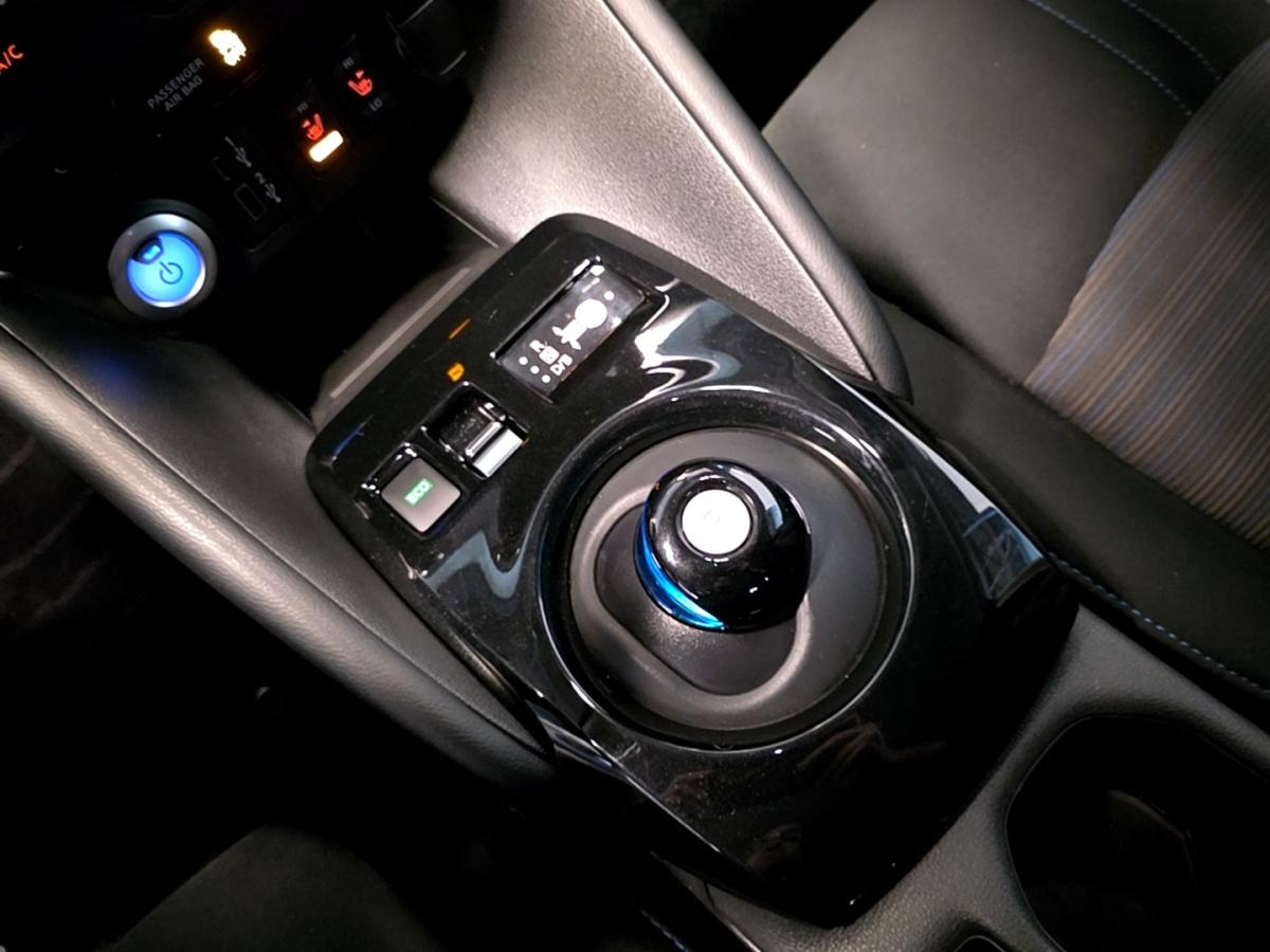 2024 Nissan LEAF - Image 24