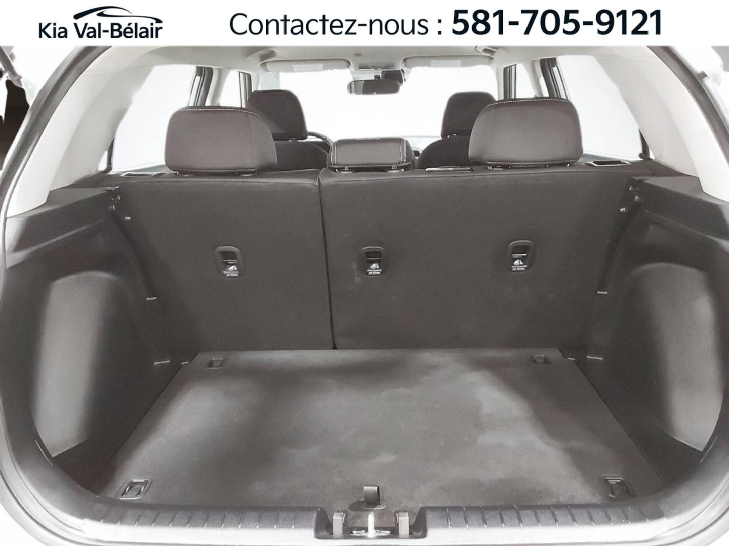 2025 Hyundai Venue - Image 7