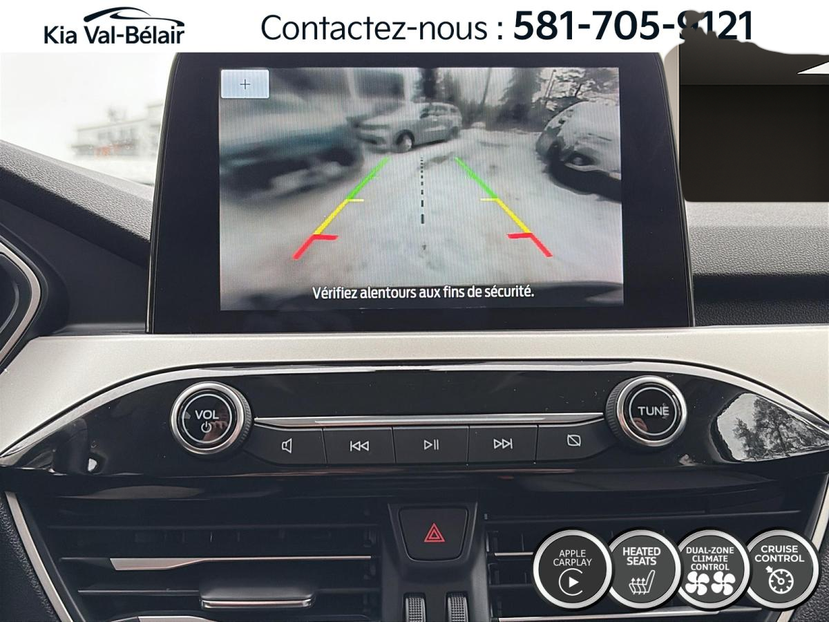 2022 Ford Escape - Image 16