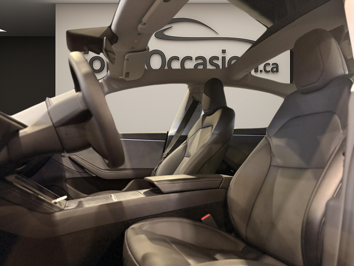 2024 Tesla Model 3 - Image 7