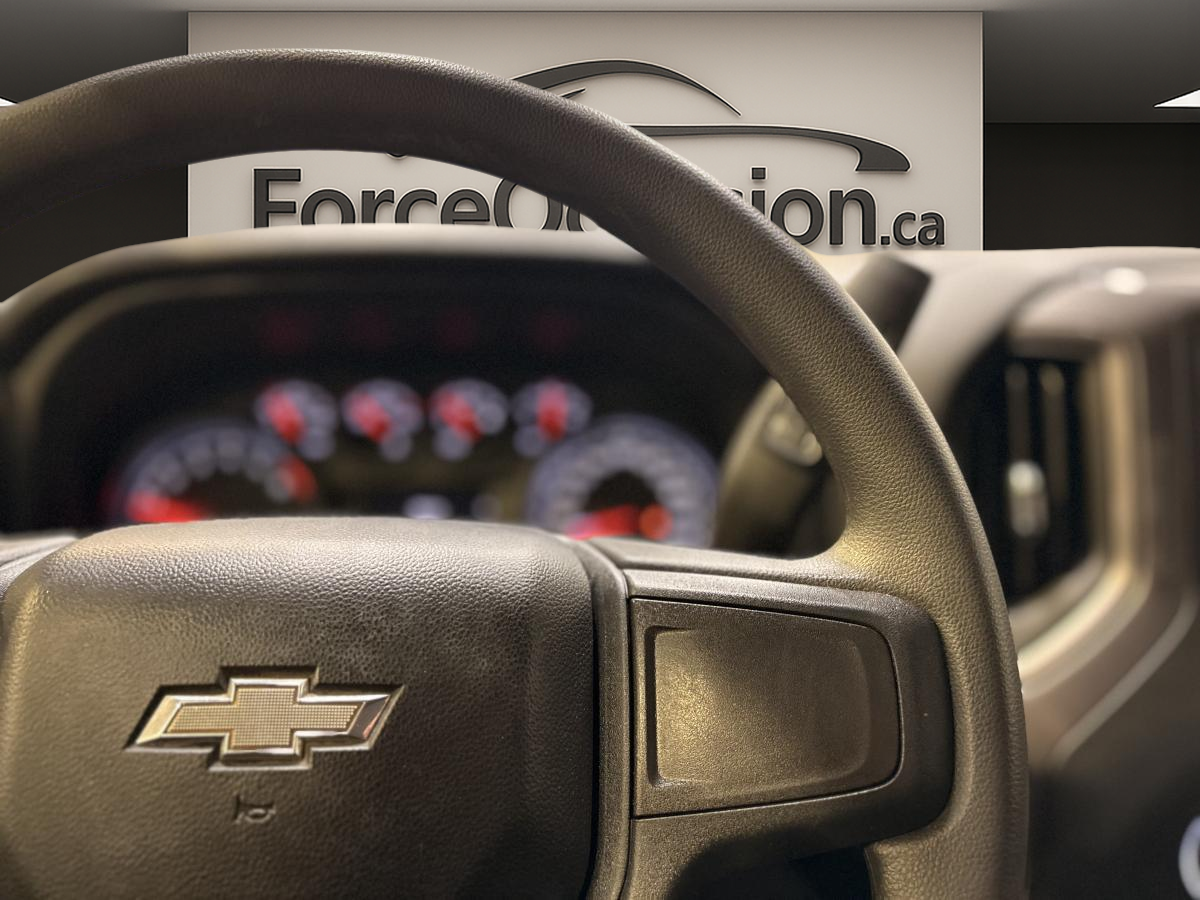 2024 Chevrolet Silverado 1500 - Image 17