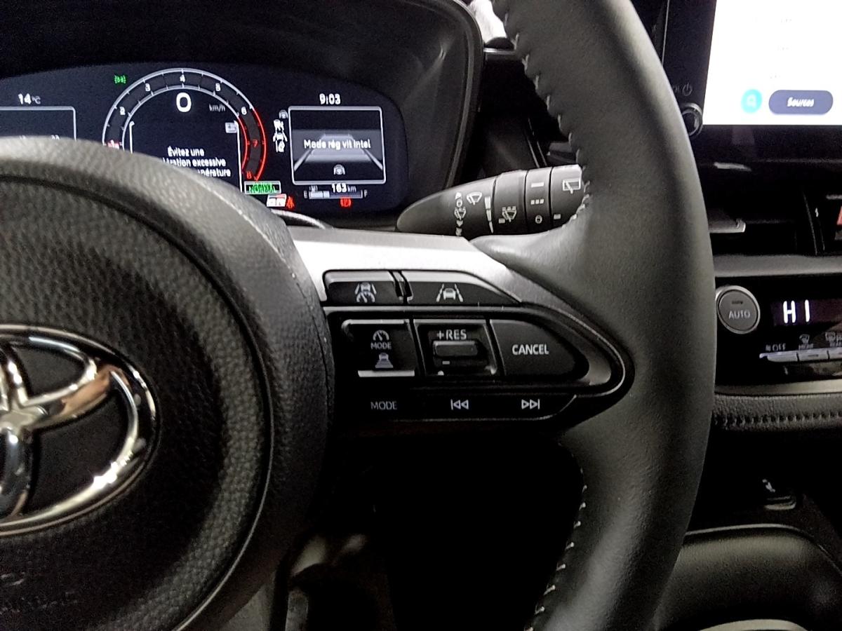 2025 Toyota GR Corolla - Image 17