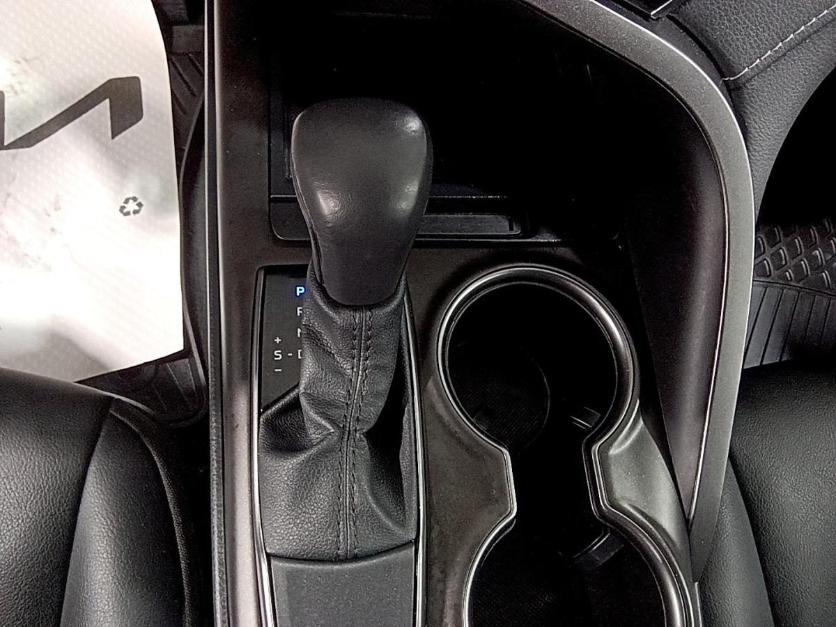 2024 Toyota Camry - Image 19