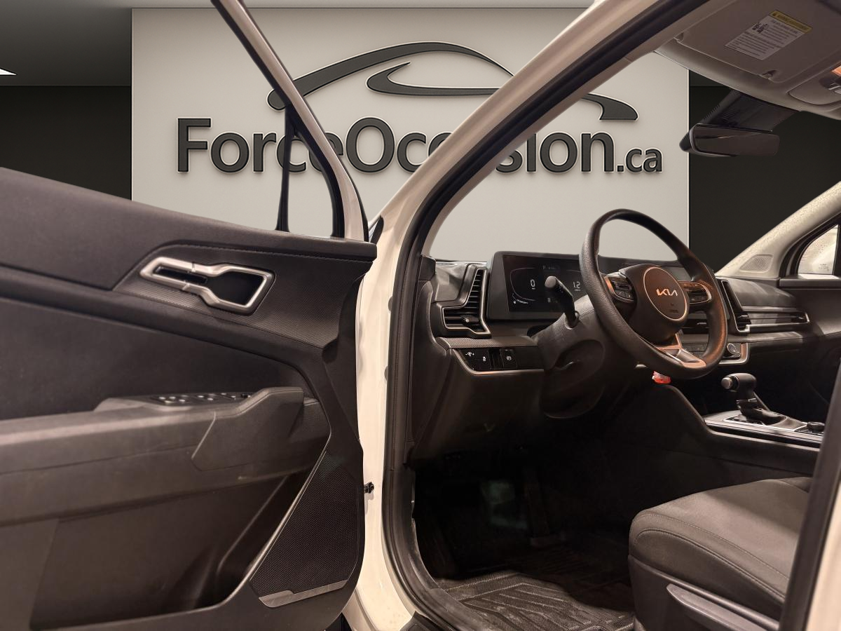 2023 Kia Sportage - Image 5