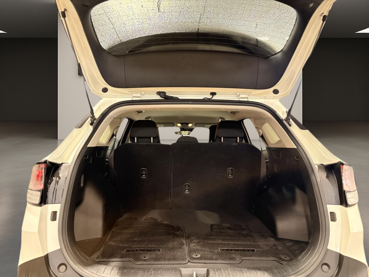 2023 Kia Sportage - Image 8