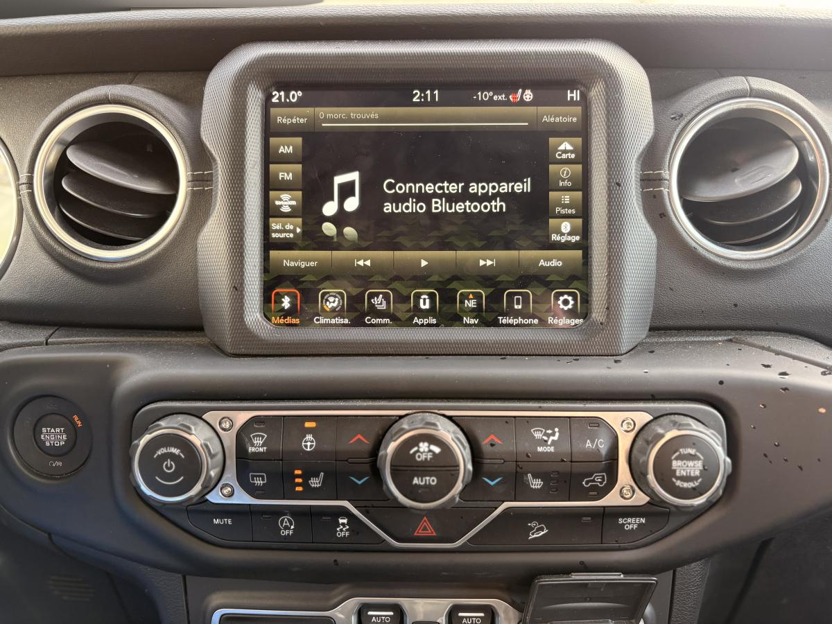 2018 Jeep Wrangler - Image 17